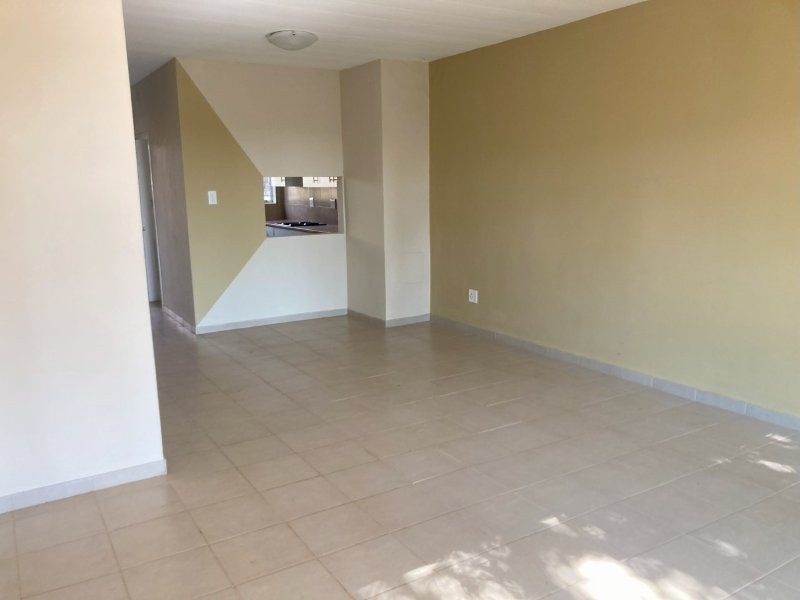 To Let 2 Bedroom Property for Rent in Windsor East Gauteng