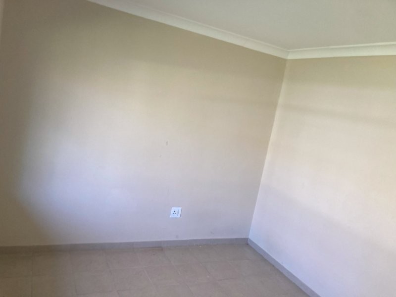 To Let 2 Bedroom Property for Rent in Windsor East Gauteng