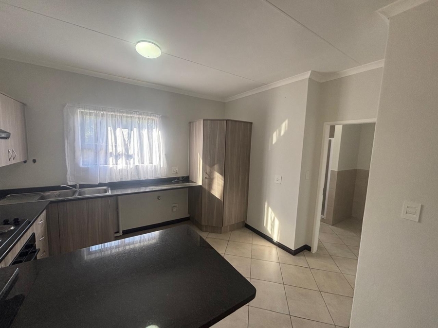 To Let 2 Bedroom Property for Rent in Brentwood Park Gauteng