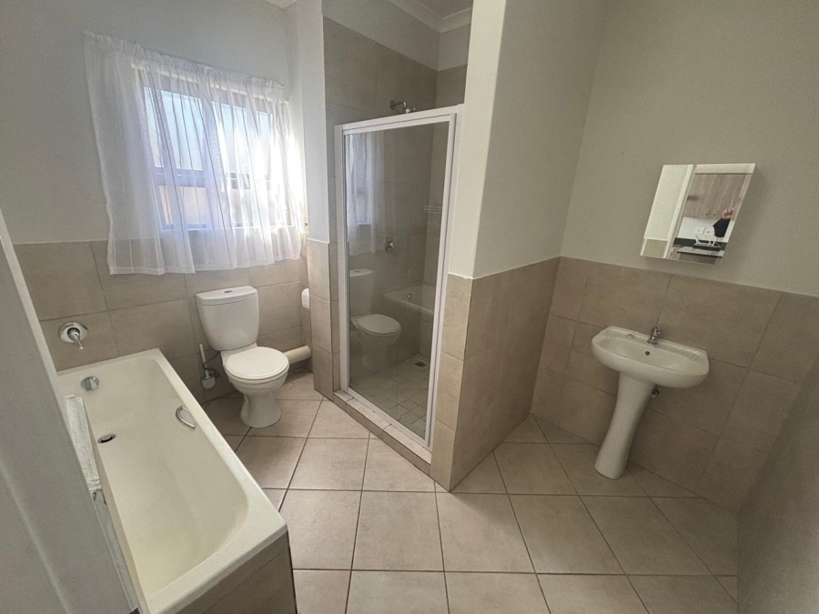 To Let 2 Bedroom Property for Rent in Brentwood Park Gauteng