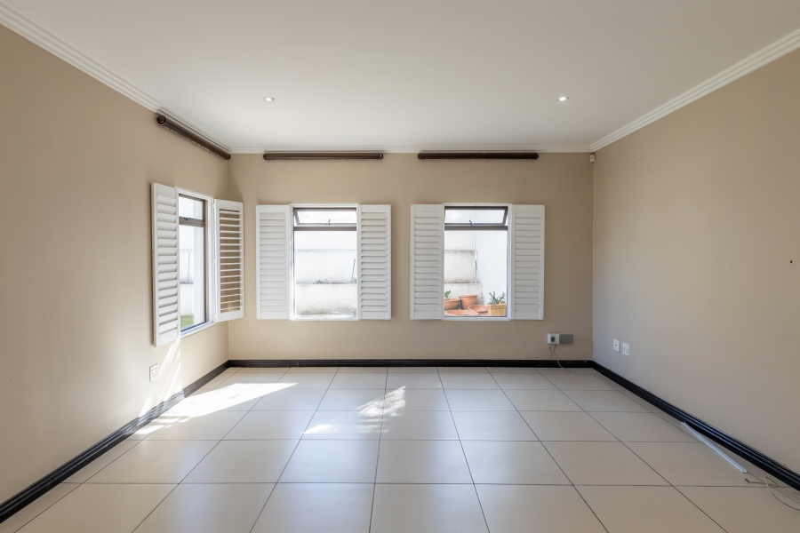 4 Bedroom Property for Sale in Bryanston Gauteng