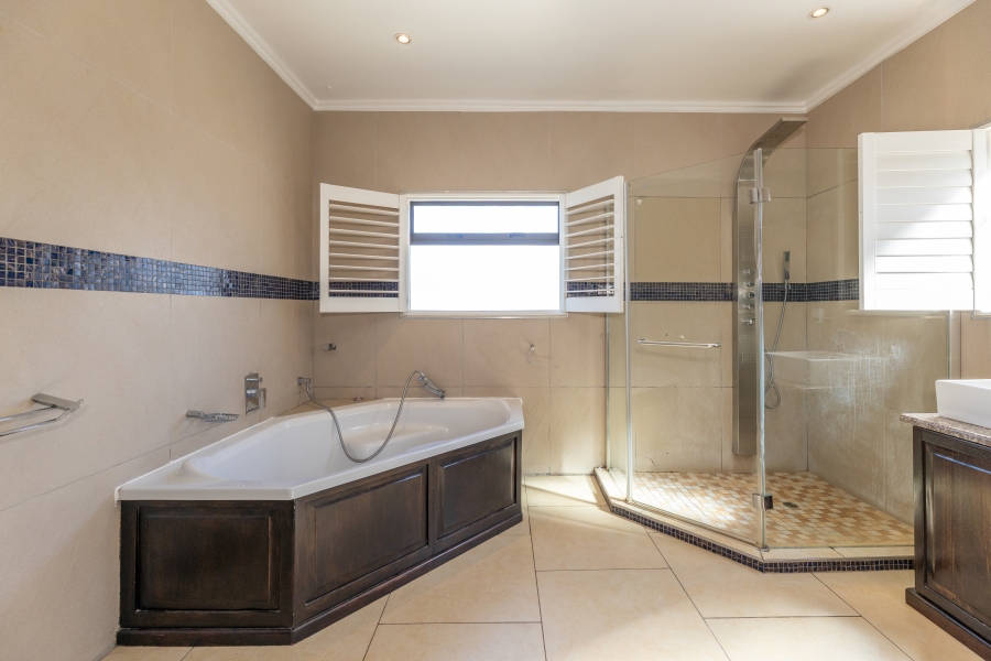 4 Bedroom Property for Sale in Bryanston Gauteng