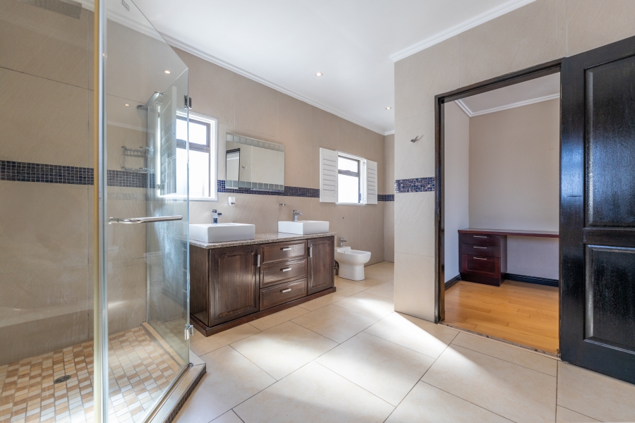 4 Bedroom Property for Sale in Bryanston Gauteng