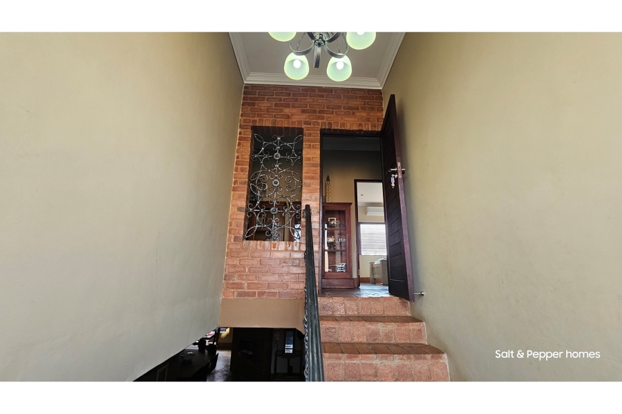 To Let 4 Bedroom Property for Rent in Rose Acres Estate Gauteng