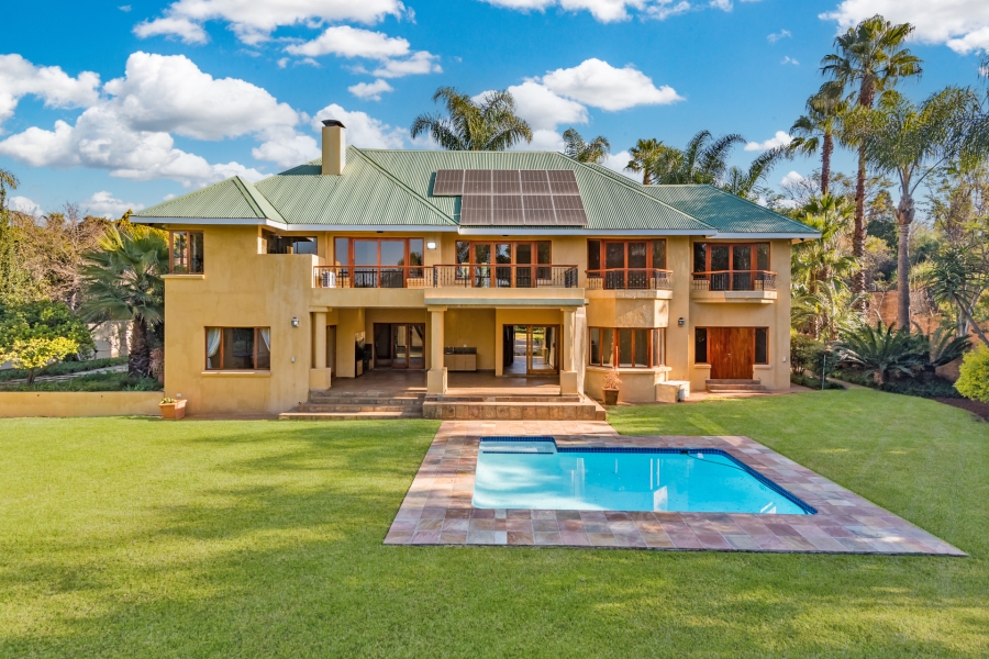 5 Bedroom Property for Sale in Ruimsig Gauteng