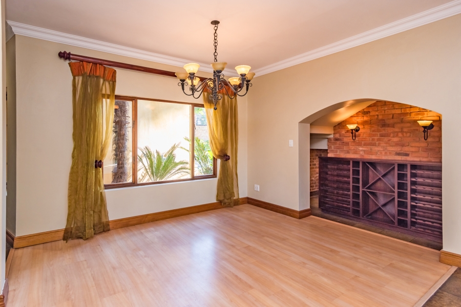 5 Bedroom Property for Sale in Ruimsig Gauteng
