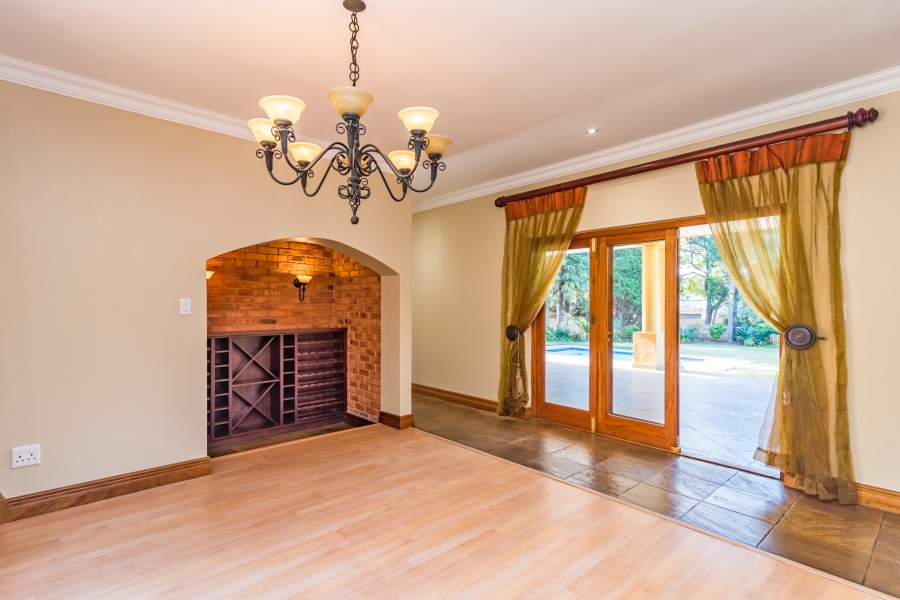 5 Bedroom Property for Sale in Ruimsig Gauteng