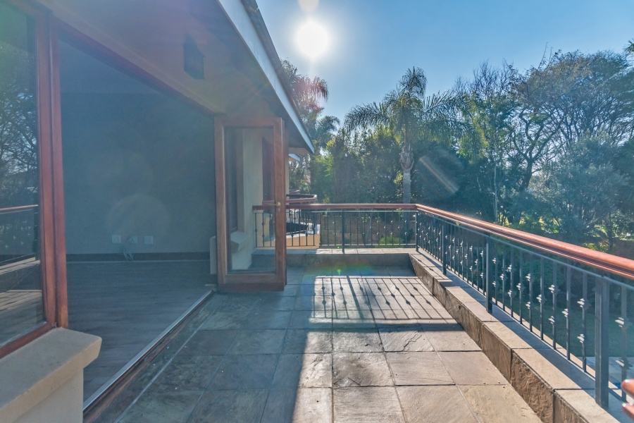 5 Bedroom Property for Sale in Ruimsig Gauteng