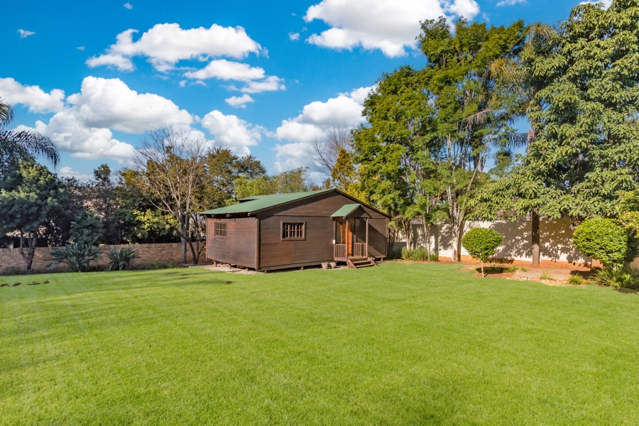 5 Bedroom Property for Sale in Ruimsig Gauteng