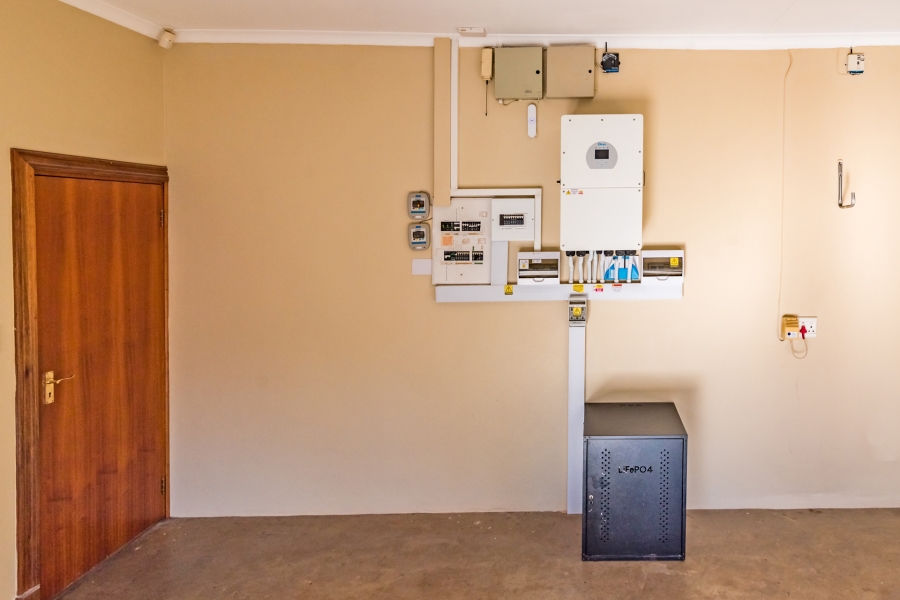 5 Bedroom Property for Sale in Ruimsig Gauteng