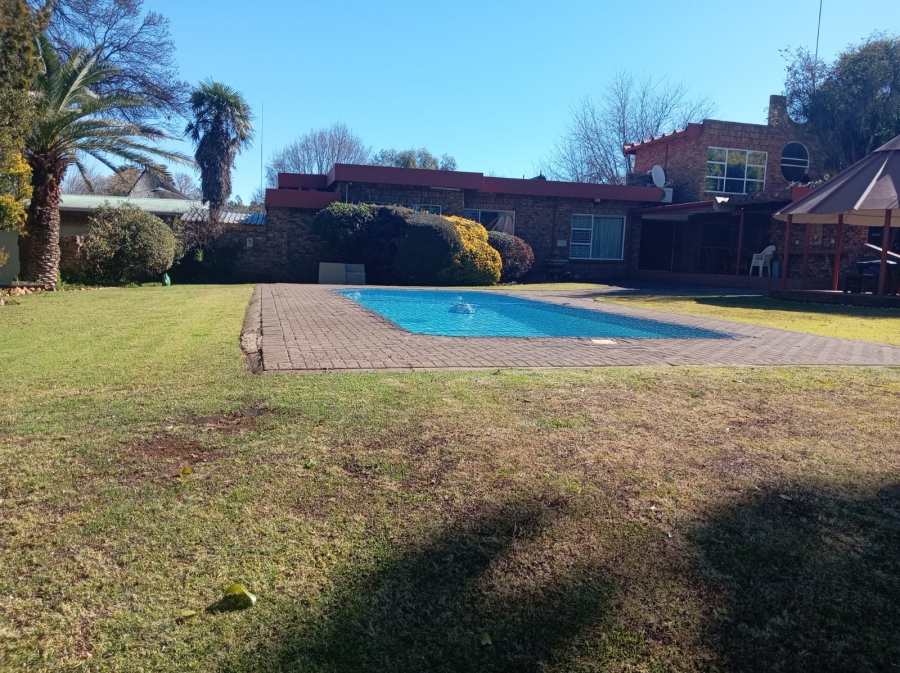 5 Bedroom Property for Sale in Meyerton South Gauteng