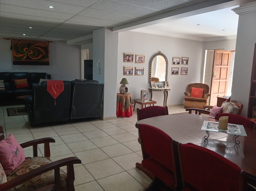 5 Bedroom Property for Sale in Meyerton South Gauteng