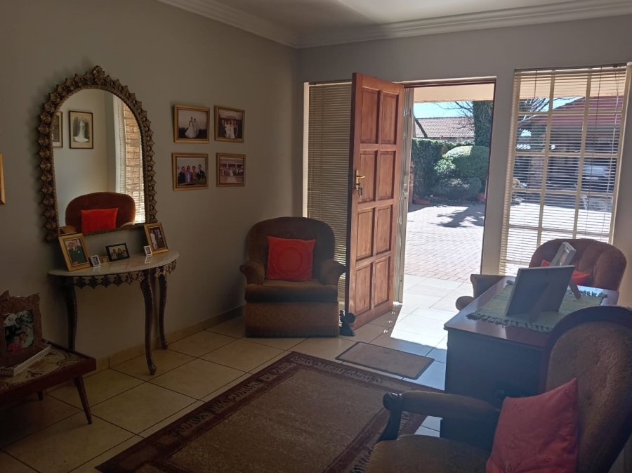 5 Bedroom Property for Sale in Meyerton South Gauteng