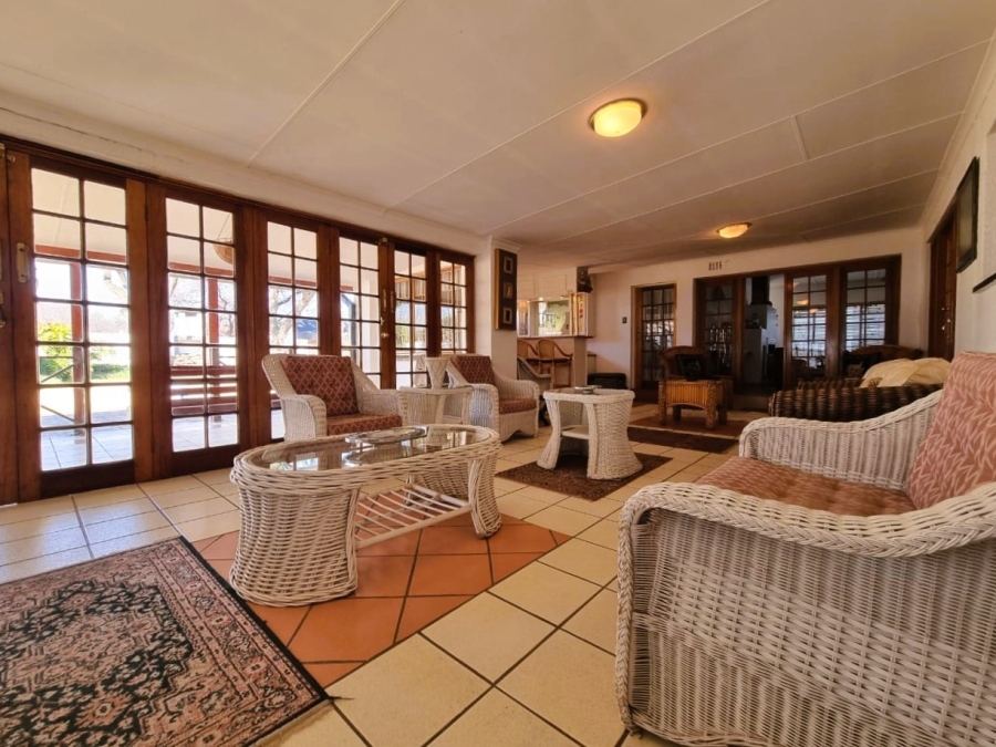 5 Bedroom Property for Sale in Arcon Park Gauteng