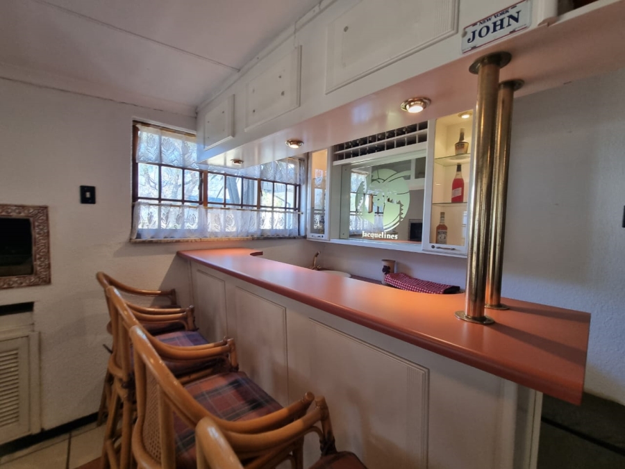 5 Bedroom Property for Sale in Arcon Park Gauteng