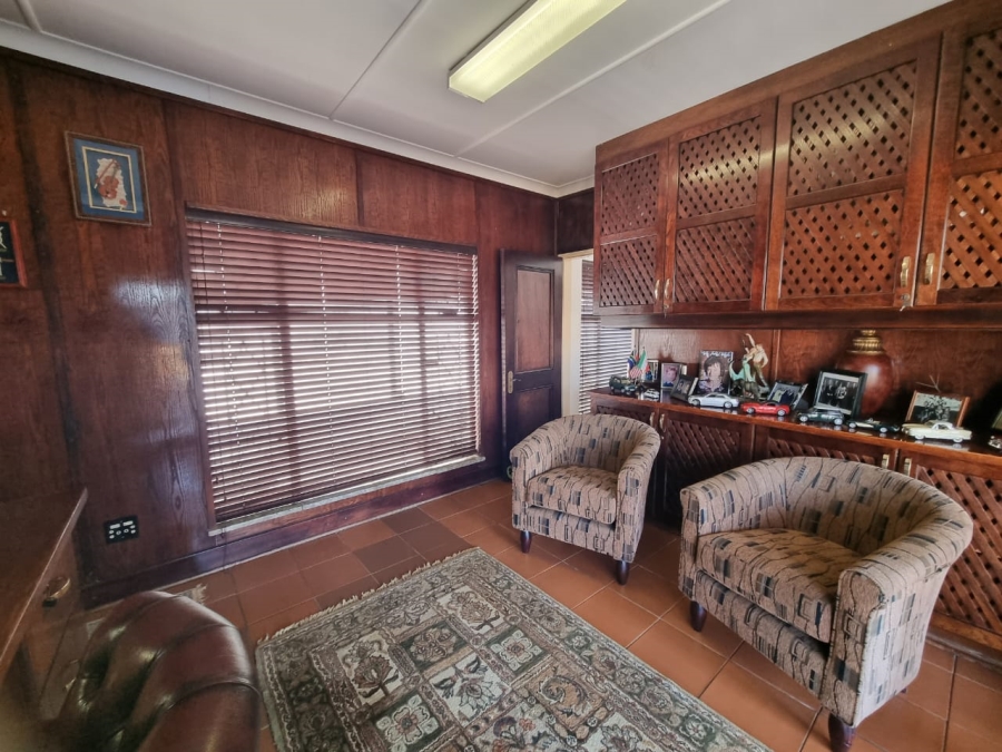 5 Bedroom Property for Sale in Arcon Park Gauteng