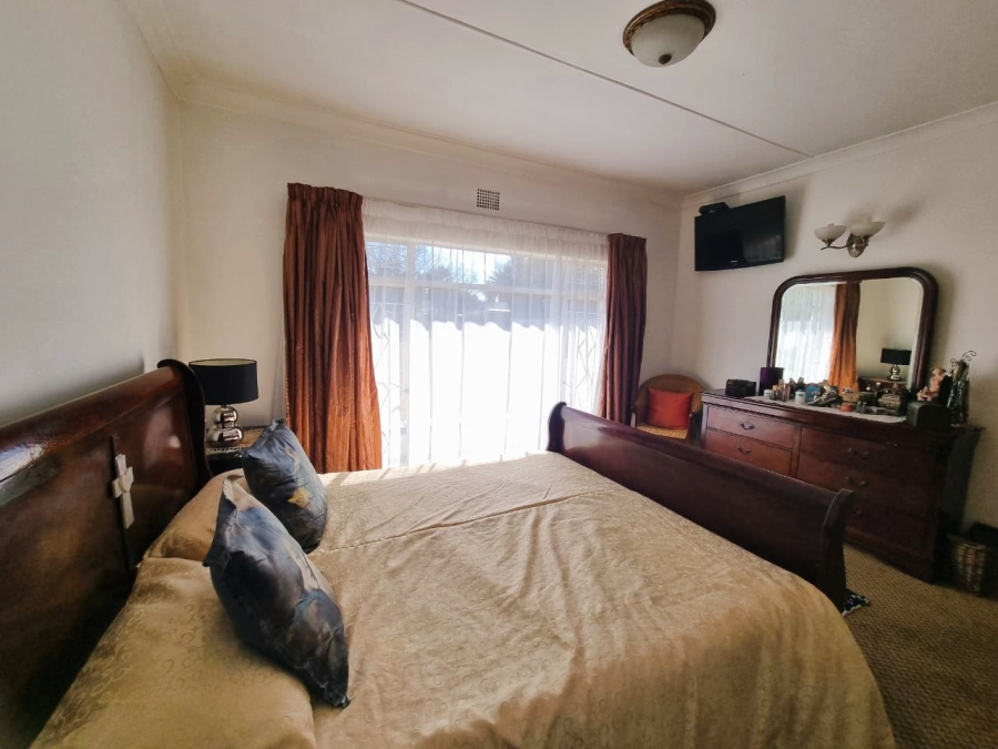 5 Bedroom Property for Sale in Arcon Park Gauteng