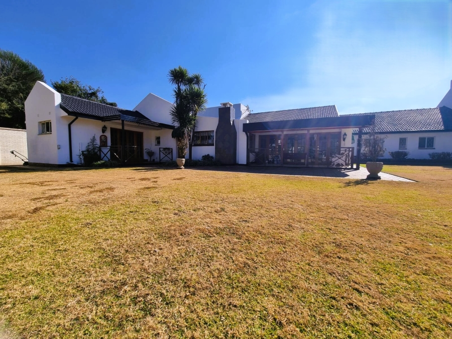 5 Bedroom Property for Sale in Arcon Park Gauteng