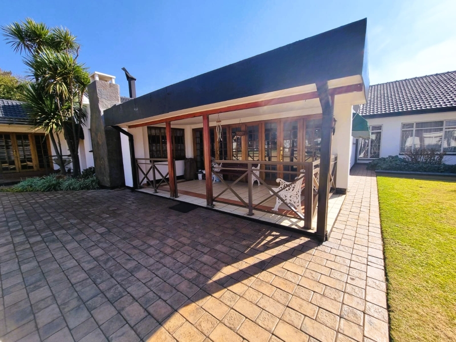 5 Bedroom Property for Sale in Arcon Park Gauteng
