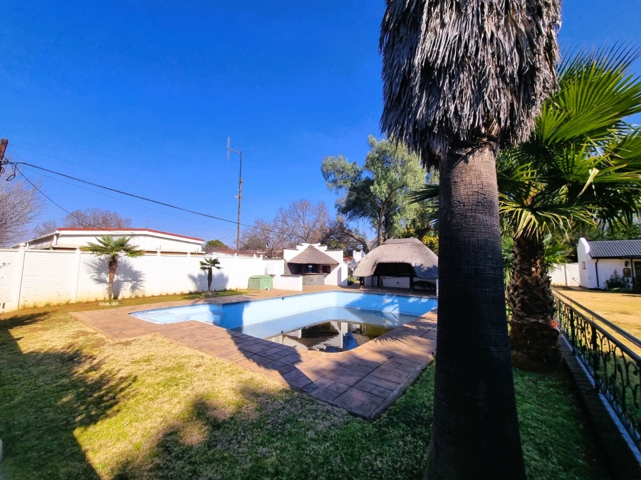 5 Bedroom Property for Sale in Arcon Park Gauteng