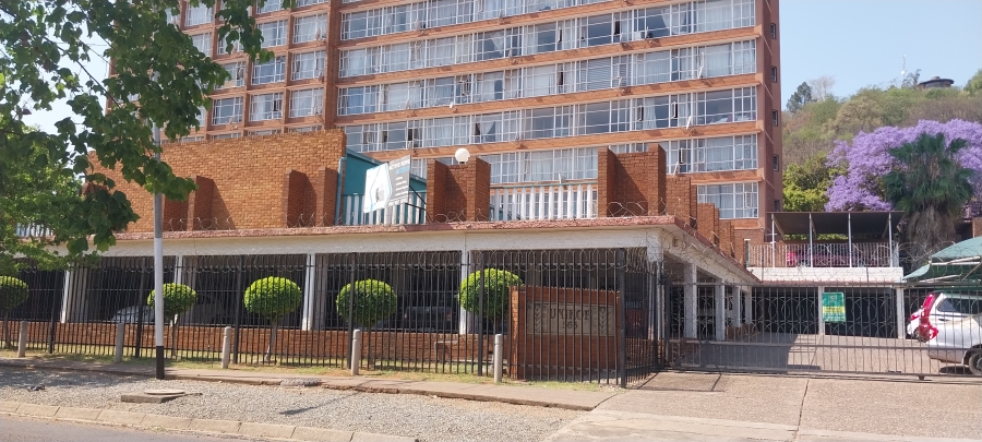 2 Bedroom Property for Sale in Gezina Gauteng
