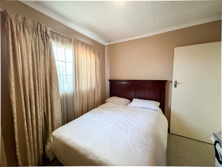 2 Bedroom Property for Sale in Halfway Gardens Gauteng