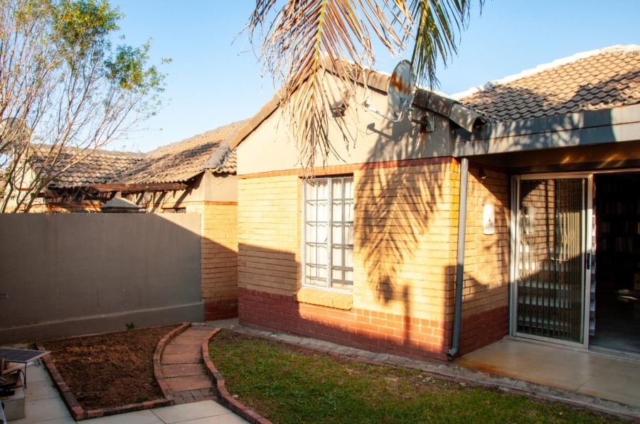 2 Bedroom Property for Sale in Halfway Gardens Gauteng