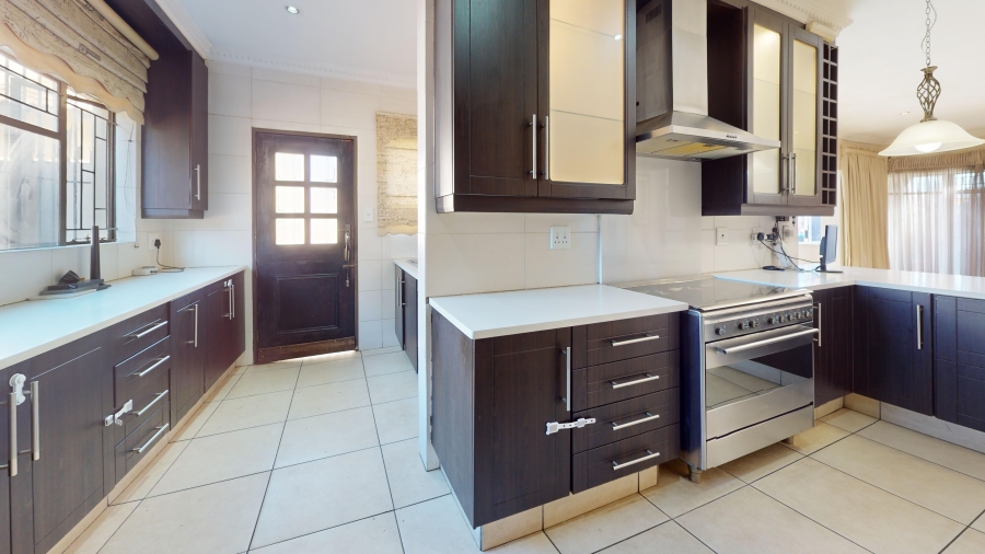 3 Bedroom Property for Sale in Bartlett Gauteng