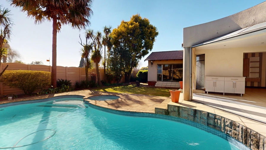 3 Bedroom Property for Sale in Bartlett Gauteng
