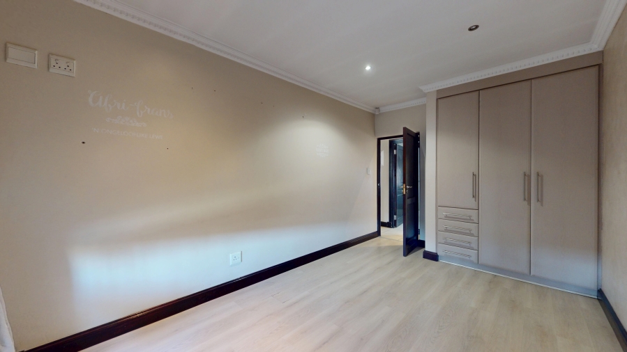 3 Bedroom Property for Sale in Bartlett Gauteng