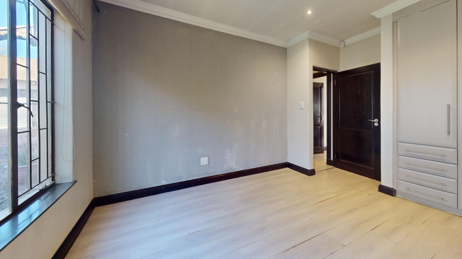 3 Bedroom Property for Sale in Bartlett Gauteng