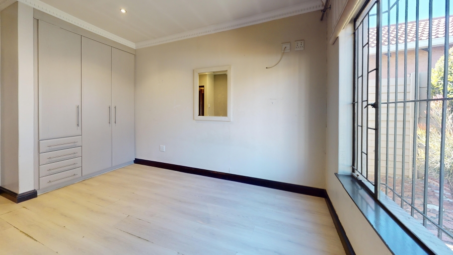 3 Bedroom Property for Sale in Bartlett Gauteng