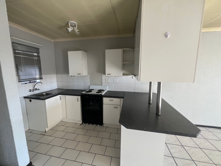2 Bedroom Property for Sale in Randhart Gauteng
