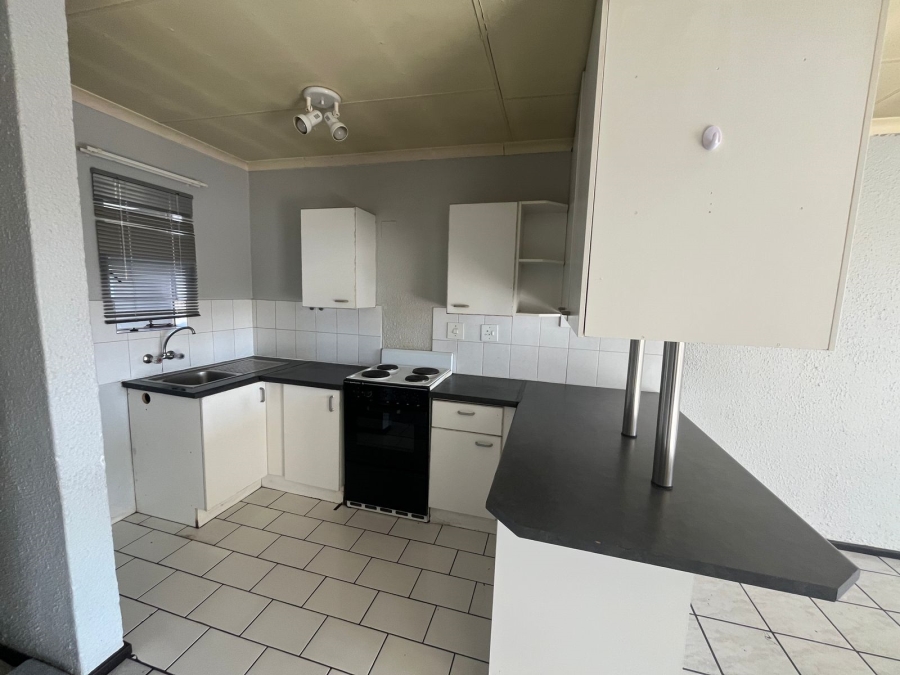 2 Bedroom Property for Sale in Randhart Gauteng