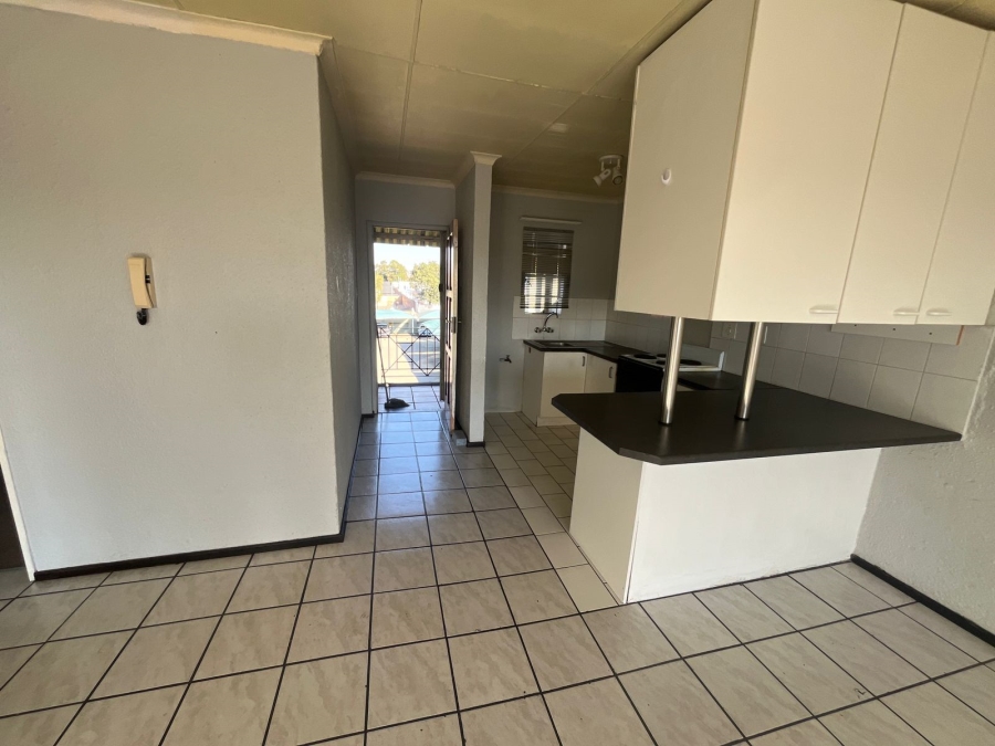 2 Bedroom Property for Sale in Randhart Gauteng