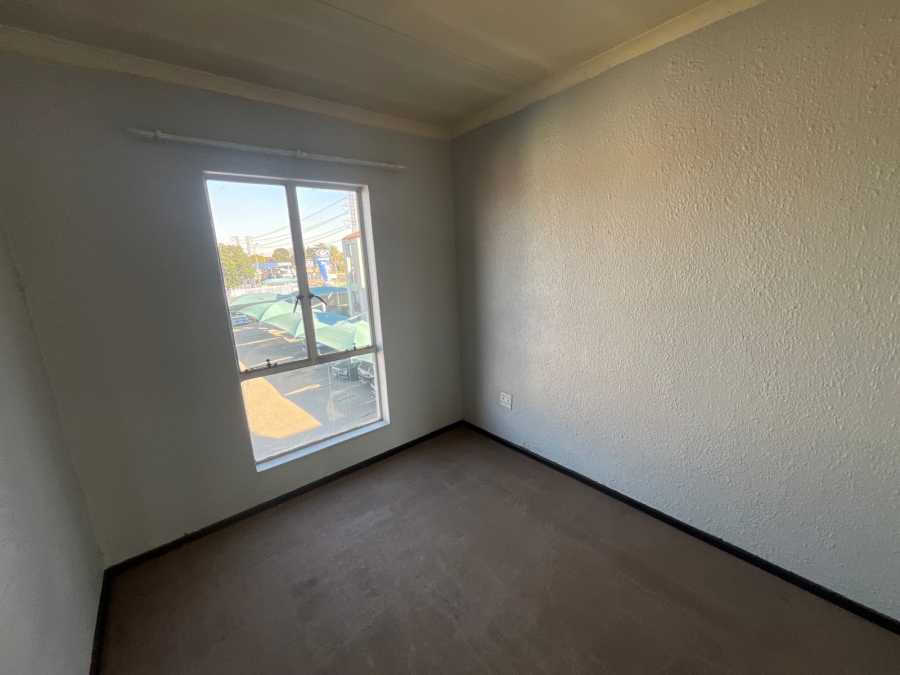 2 Bedroom Property for Sale in Randhart Gauteng