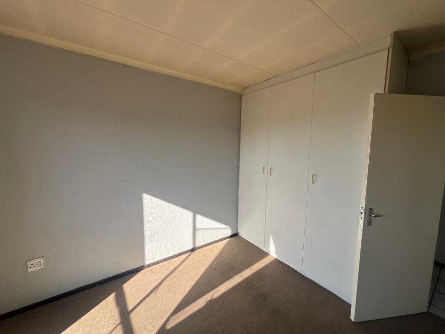 2 Bedroom Property for Sale in Randhart Gauteng