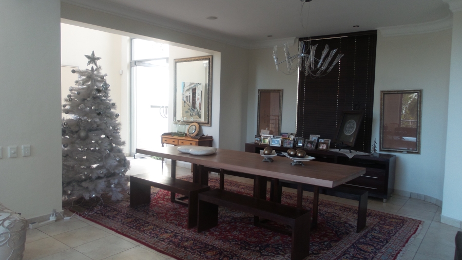 6 Bedroom Property for Sale in Waterkloof Ridge Gauteng