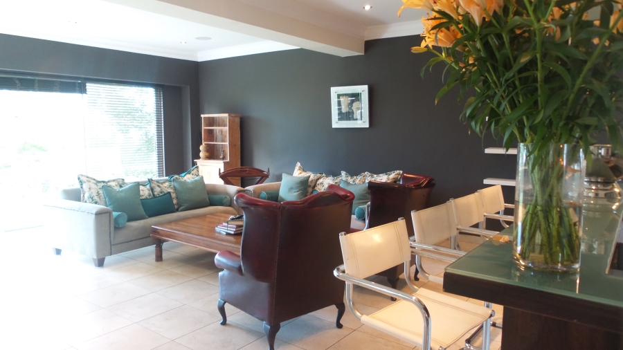 6 Bedroom Property for Sale in Waterkloof Ridge Gauteng