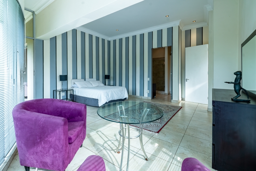 6 Bedroom Property for Sale in Waterkloof Ridge Gauteng