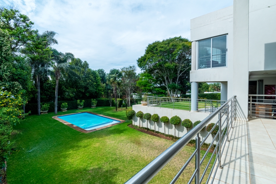 6 Bedroom Property for Sale in Waterkloof Ridge Gauteng