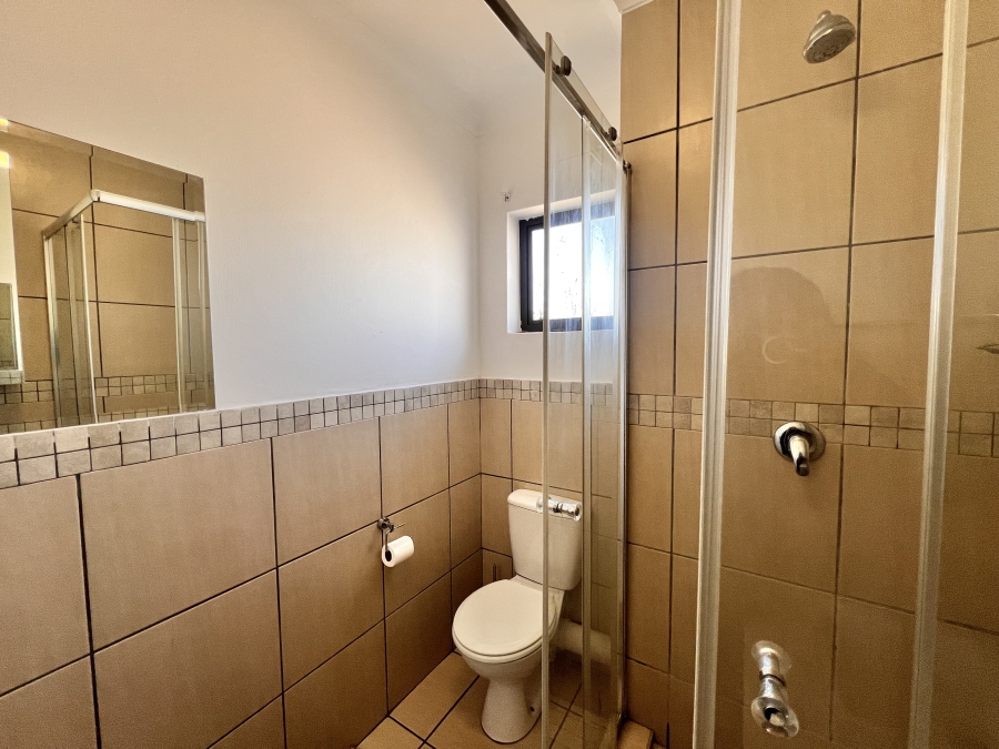 To Let 3 Bedroom Property for Rent in Barbeque Downs Gauteng