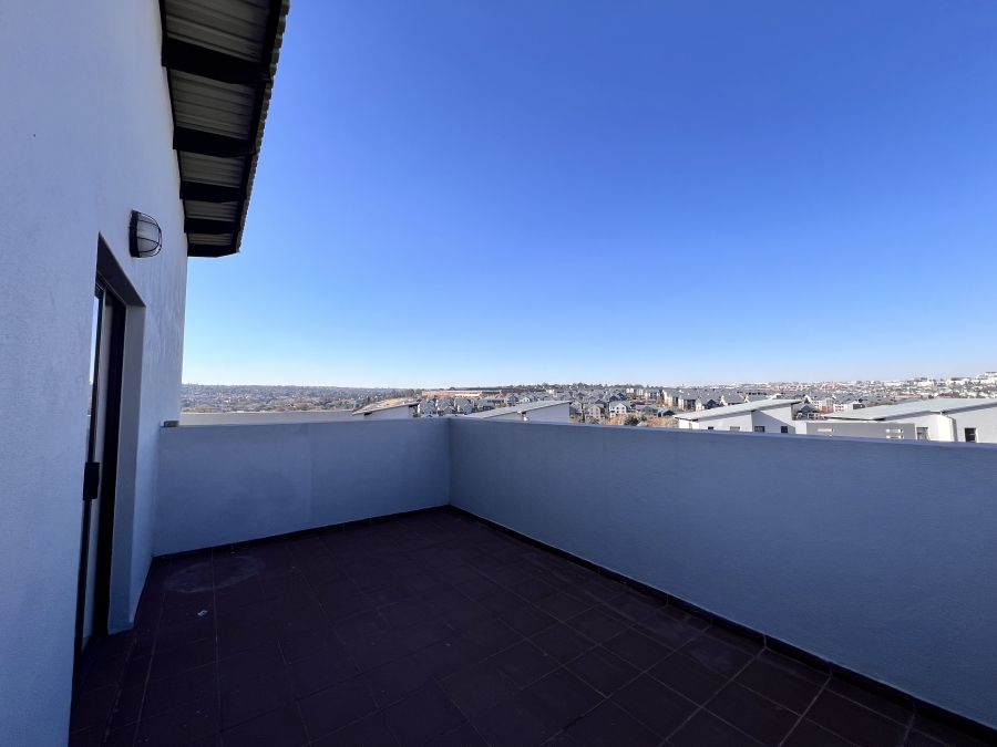 To Let 3 Bedroom Property for Rent in Barbeque Downs Gauteng