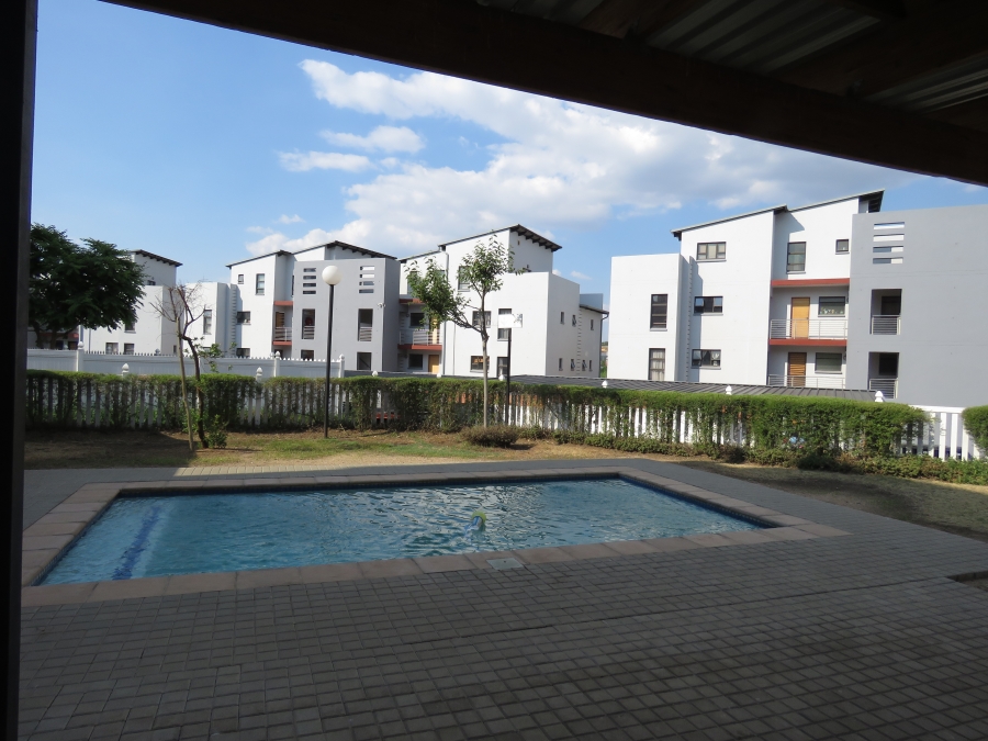 To Let 3 Bedroom Property for Rent in Barbeque Downs Gauteng