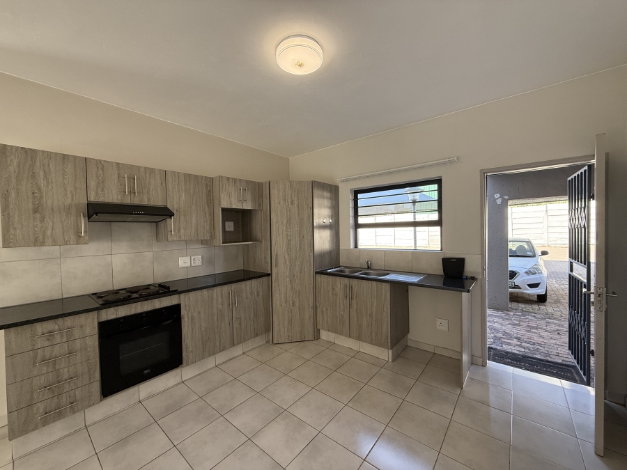 To Let 2 Bedroom Property for Rent in Benoni North Gauteng