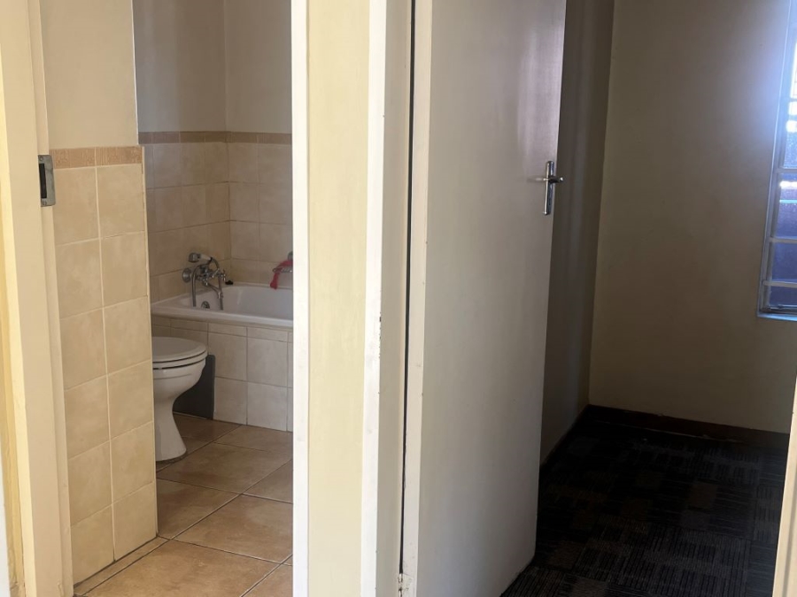 2 Bedroom Property for Sale in Castleview Gauteng