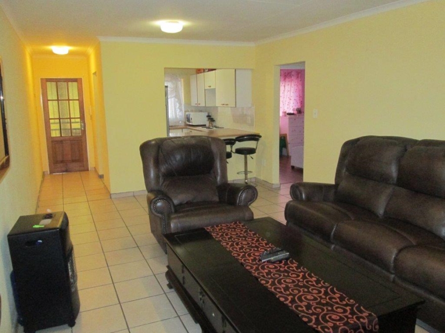 To Let 2 Bedroom Property for Rent in Sundowner Gauteng