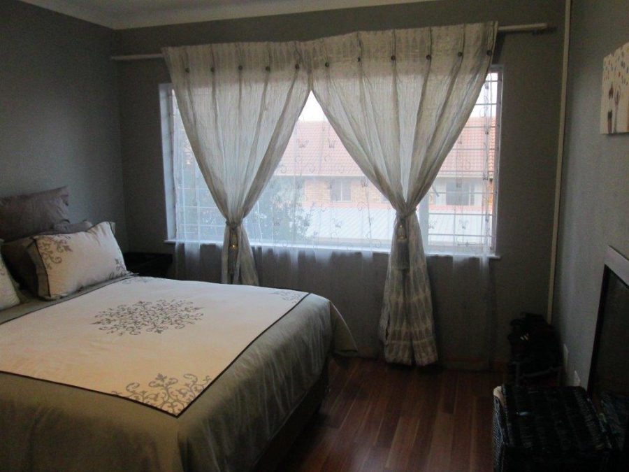 To Let 2 Bedroom Property for Rent in Sundowner Gauteng