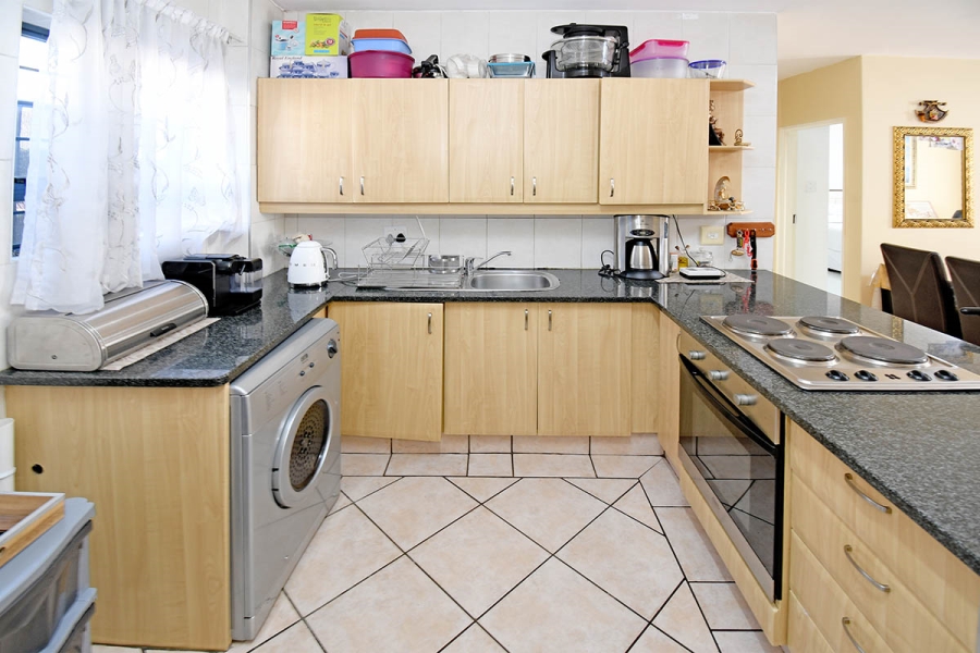 2 Bedroom Property for Sale in Bedfordview Gauteng