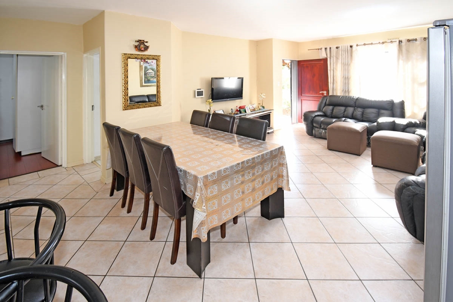 2 Bedroom Property for Sale in Bedfordview Gauteng